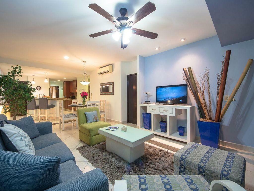 Breathtaking Villa Magna Beachfront Condo, 3 Bedrooms Sleeps 6 Nuevo Vallarta Exteriör bild