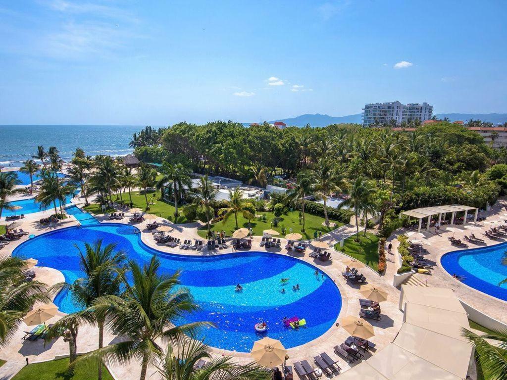 Breathtaking Villa Magna Beachfront Condo, 3 Bedrooms Sleeps 6 Nuevo Vallarta Exteriör bild