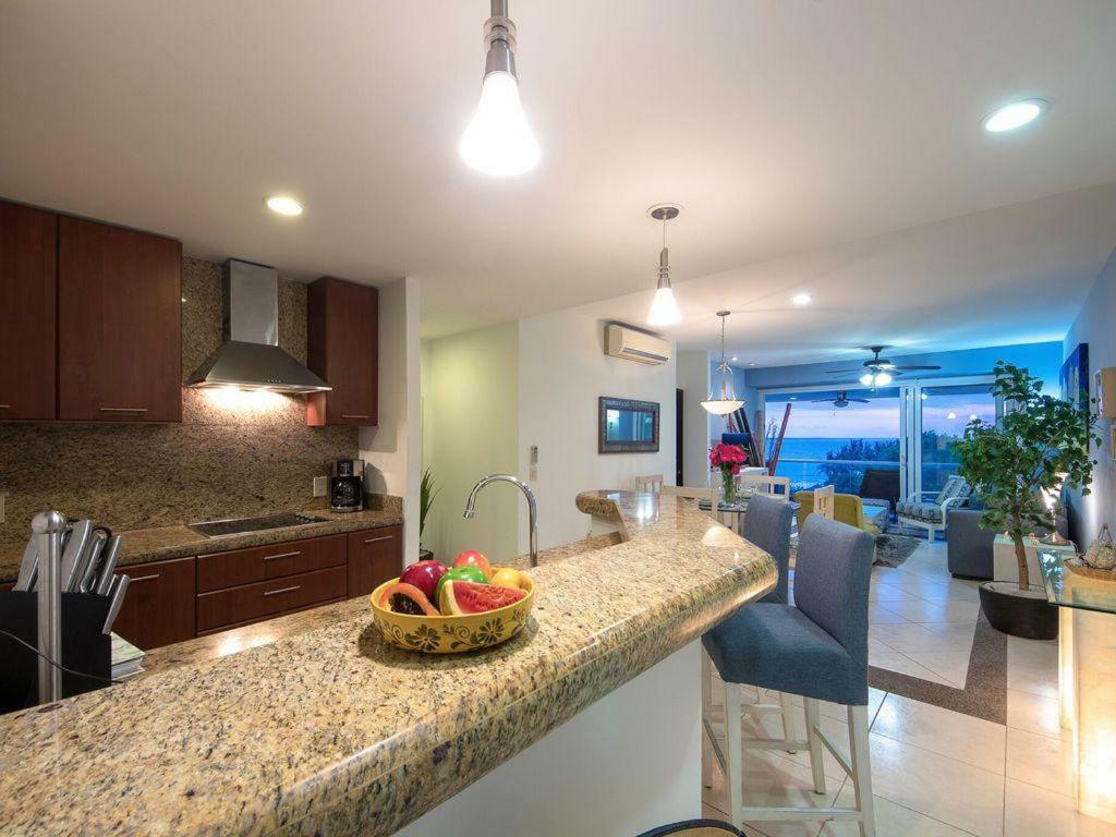 Breathtaking Villa Magna Beachfront Condo, 3 Bedrooms Sleeps 6 Nuevo Vallarta Exteriör bild